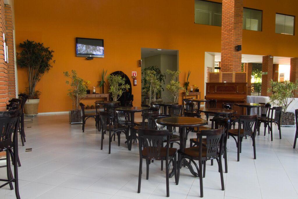 Hotel Terras Altas Итапесерика-да-Серра Экстерьер фото